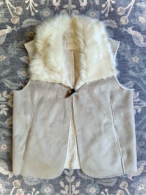 Copper Key Beige Faux Fur Collar Vest Size 14/16